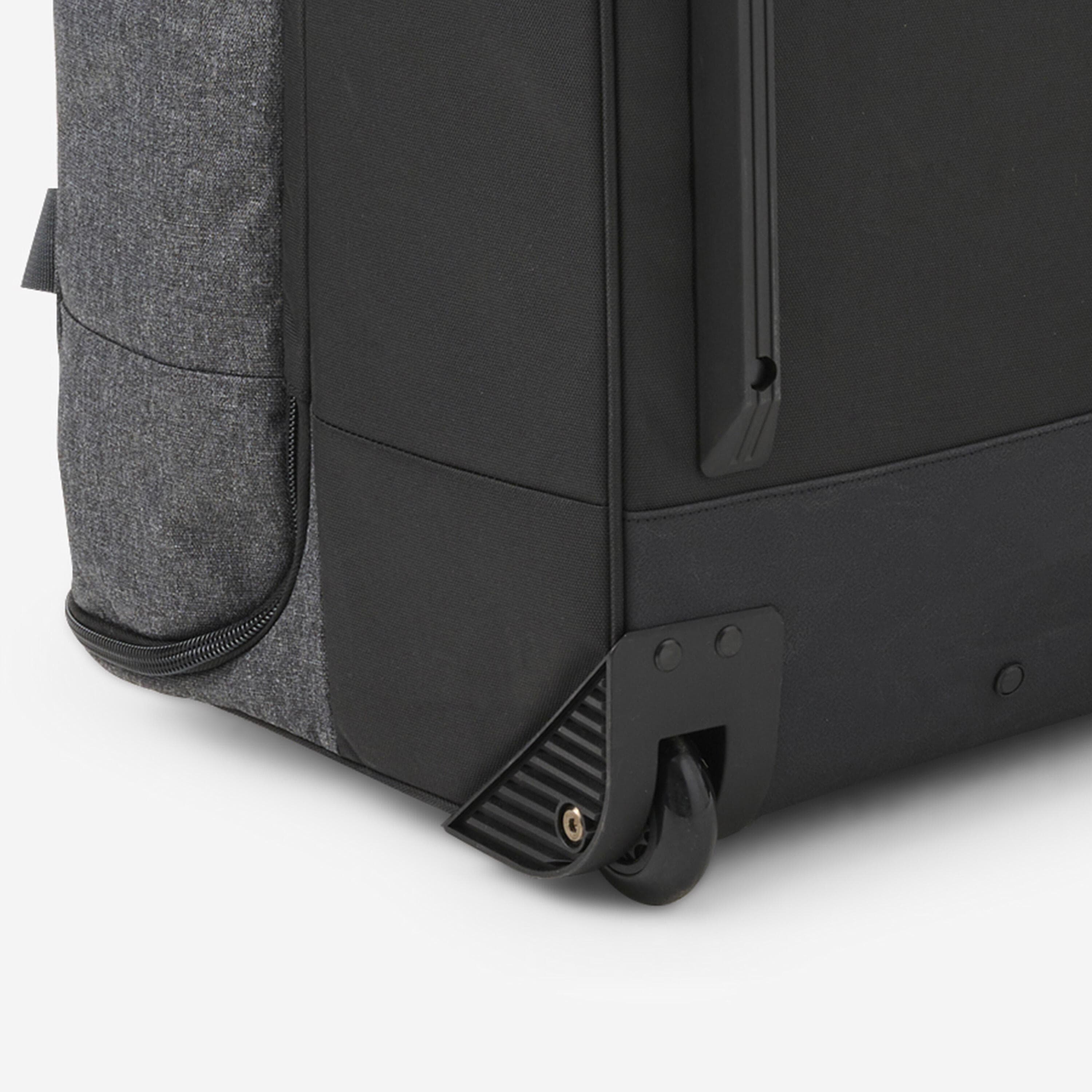 Decathlon Essential 105 L – Най-добър голям спортен багаж